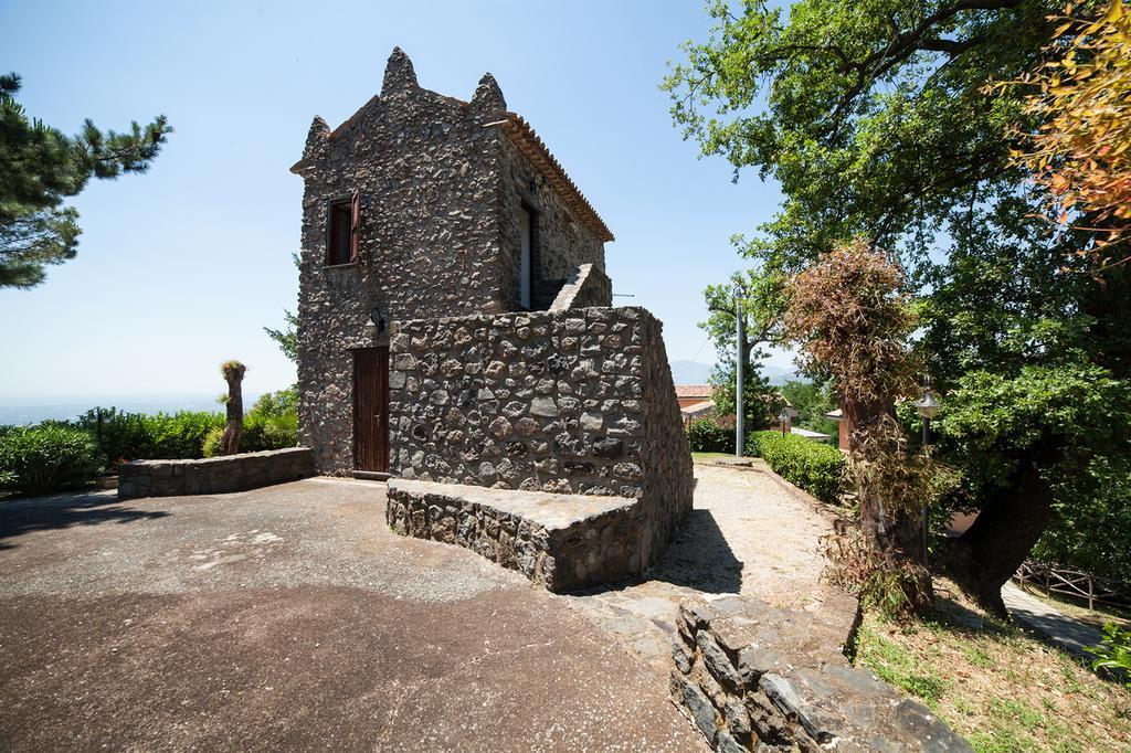Agriturismo La Molara 세사 아우룬카 외부 사진